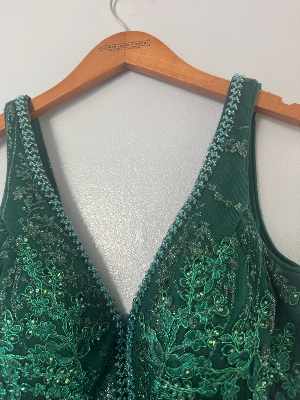 Beaded Deep Green V-Neck Formal Evening Gown - Picture 6 of 8